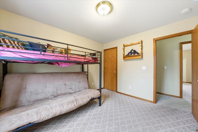 3828 Mountain Meadows Ct, West Richland, WA 99353