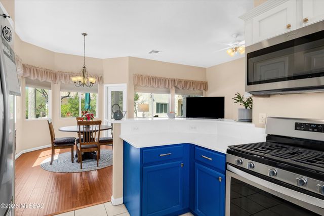 1472 W Cathedral Way, Oro Valley, AZ 85737
