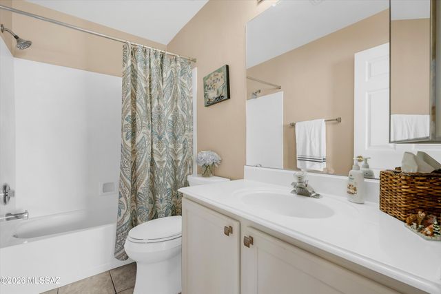 1472 W Cathedral Way, Oro Valley, AZ 85737