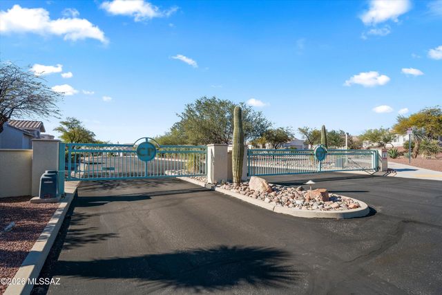 1472 W Cathedral Way, Oro Valley, AZ 85737