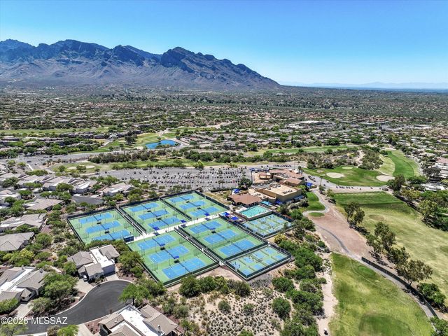 1472 W Cathedral Way, Oro Valley, AZ 85737