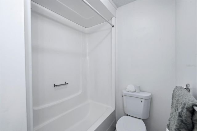 4512 OTTAWA TRAIL 229, Sarasota, FL 34233