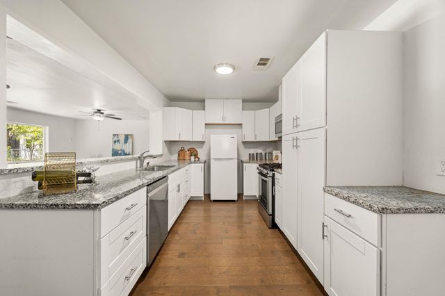 11800 Oak Haven RD, Austin, TX 78753