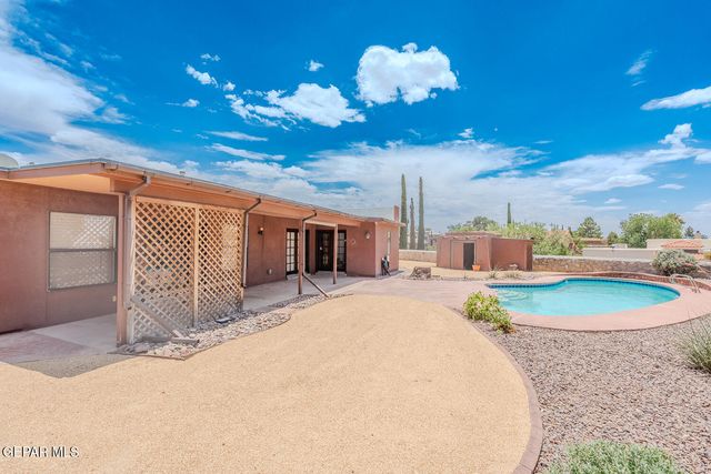 6815 VILLA HERMOSA Drive 1, El Paso, TX 79912