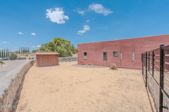 6815 VILLA HERMOSA Drive 1, El Paso, TX 79912