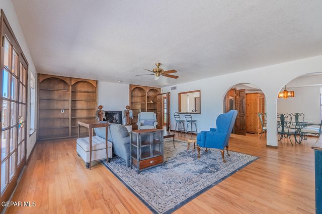 6815 VILLA HERMOSA Drive 1, El Paso, TX 79912