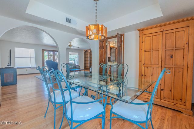 6815 VILLA HERMOSA Drive 1, El Paso, TX 79912