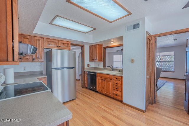 6815 VILLA HERMOSA Drive 1, El Paso, TX 79912