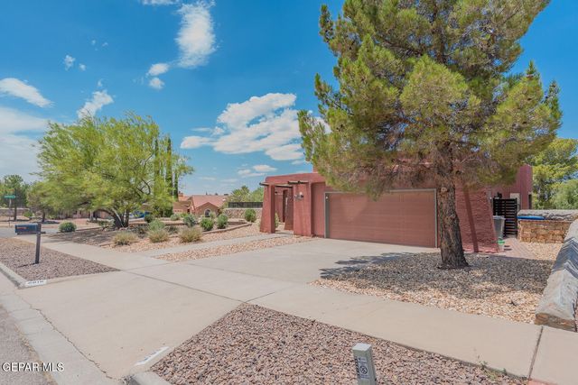 6815 VILLA HERMOSA Drive 1, El Paso, TX 79912