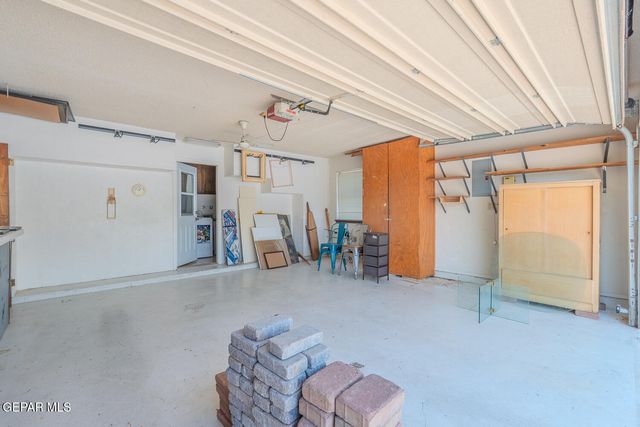 6815 VILLA HERMOSA Drive 1, El Paso, TX 79912
