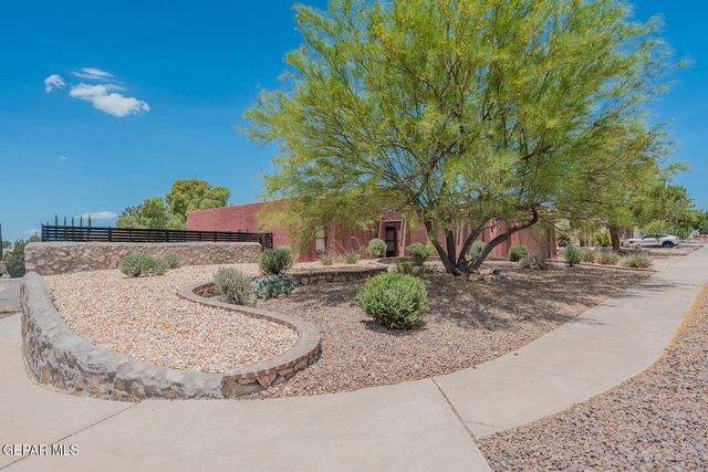 6815 VILLA HERMOSA Drive 1, El Paso, TX 79912