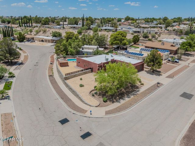6815 VILLA HERMOSA Drive 1, El Paso, TX 79912