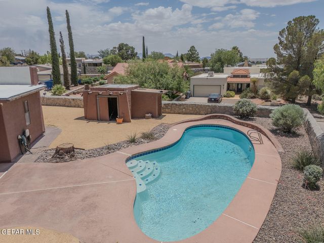 6815 VILLA HERMOSA Drive 1, El Paso, TX 79912
