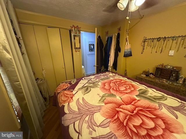 125 E VALLEY POINT LANE, Claysburg, PA 16625