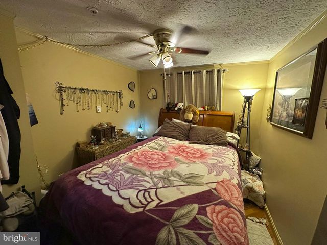 125 E VALLEY POINT LANE, Claysburg, PA 16625