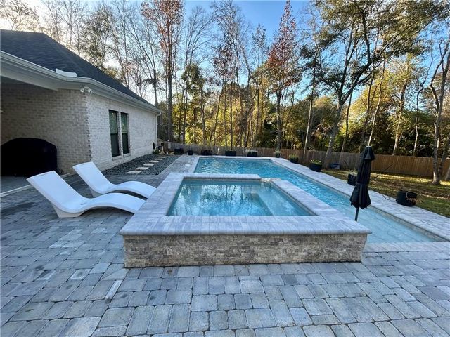 9700 Scott Dairy Loop S Road, Mobile, AL 36695