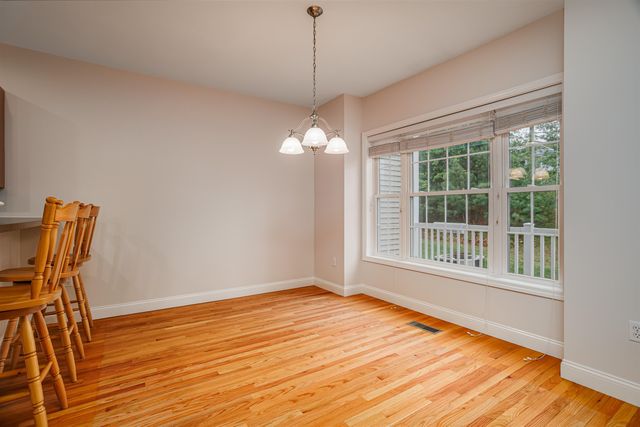 7 Augustus Circle, Merrimack, NH 03054