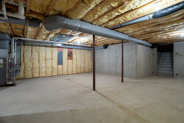 7 Augustus Circle, Merrimack, NH 03054
