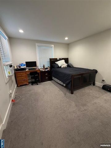 13.5 1st, Mahwah, NJ 07430