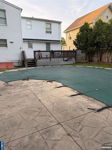 13.5 1st, Mahwah, NJ 07430