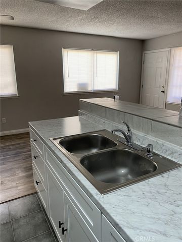 3408 20th Street, Highland, CA 92346