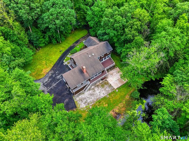 21 Deepwood Road, Weston, CT 06883