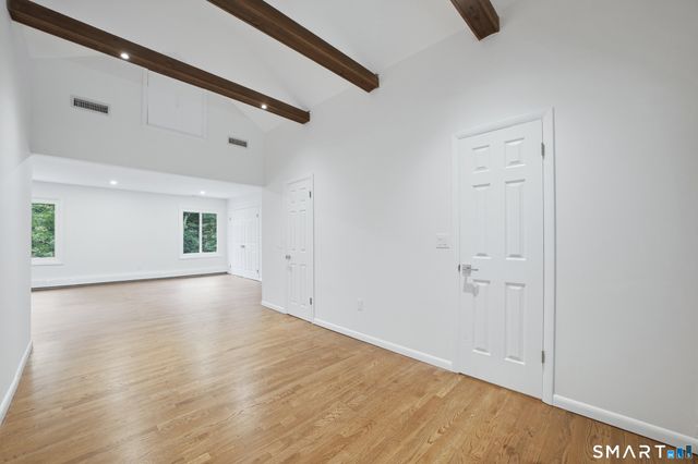 21 Deepwood Road, Weston, CT 06883