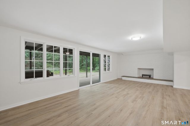 21 Deepwood Road, Weston, CT 06883