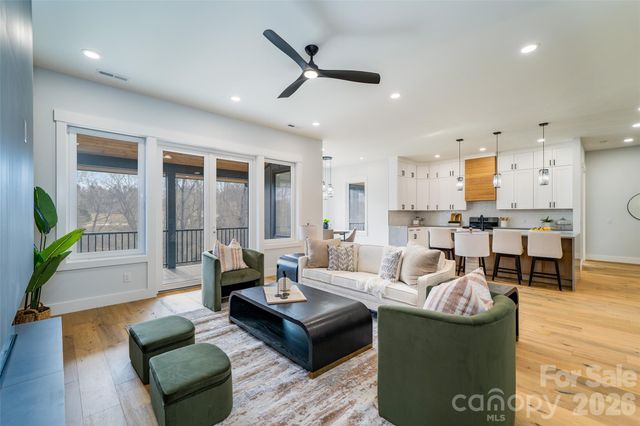 25 George Allen Ridge, Arden, NC 28704