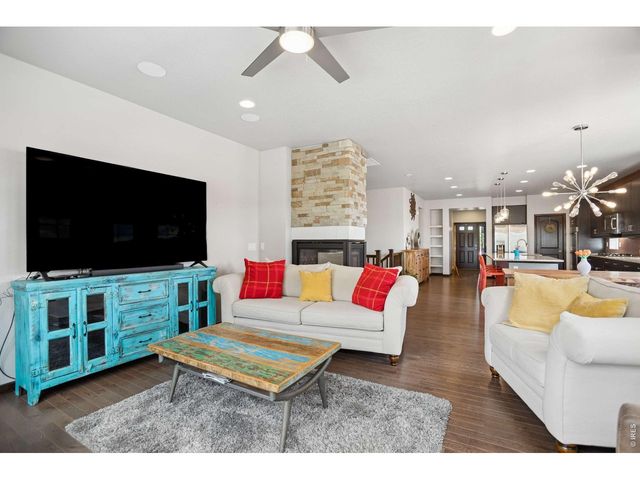 400 Baja Dr, Windsor, CO 80550