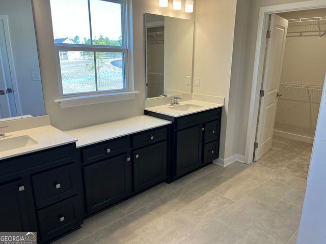 195 Arborvale Drive, Fayetteville, GA 30214