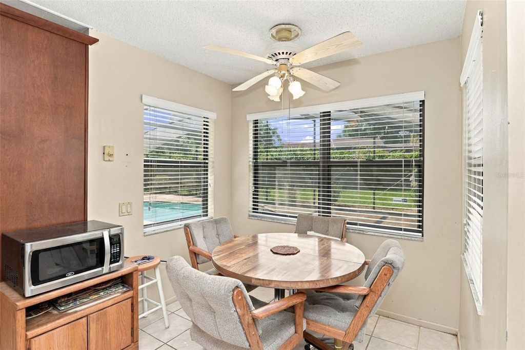 Image 22 of property listing at 7201 MOSS LEAF LANE, Orlando, FL 32819