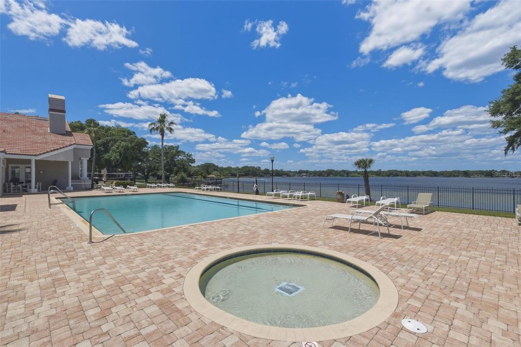 Image 44 of property listing at 7201 MOSS LEAF LANE, Orlando, FL 32819