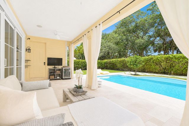 110 Sweet Bay Circle, Jupiter, FL 33458