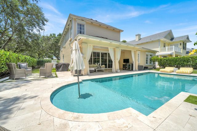 110 Sweet Bay Circle, Jupiter, FL 33458