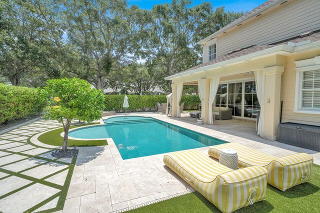 110 Sweet Bay Circle, Jupiter, FL 33458