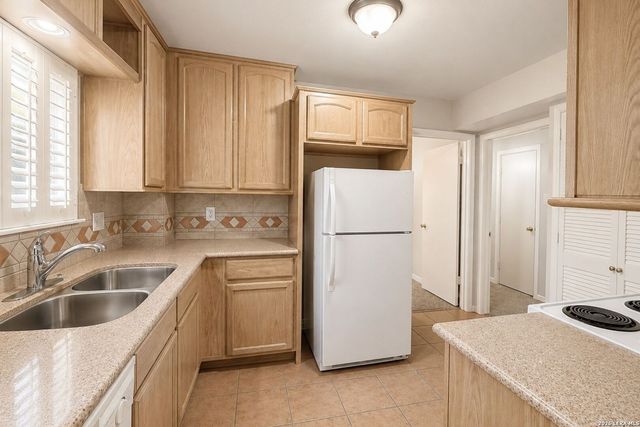 342 E TERRA ALTA DR, San Antonio, TX 78209
