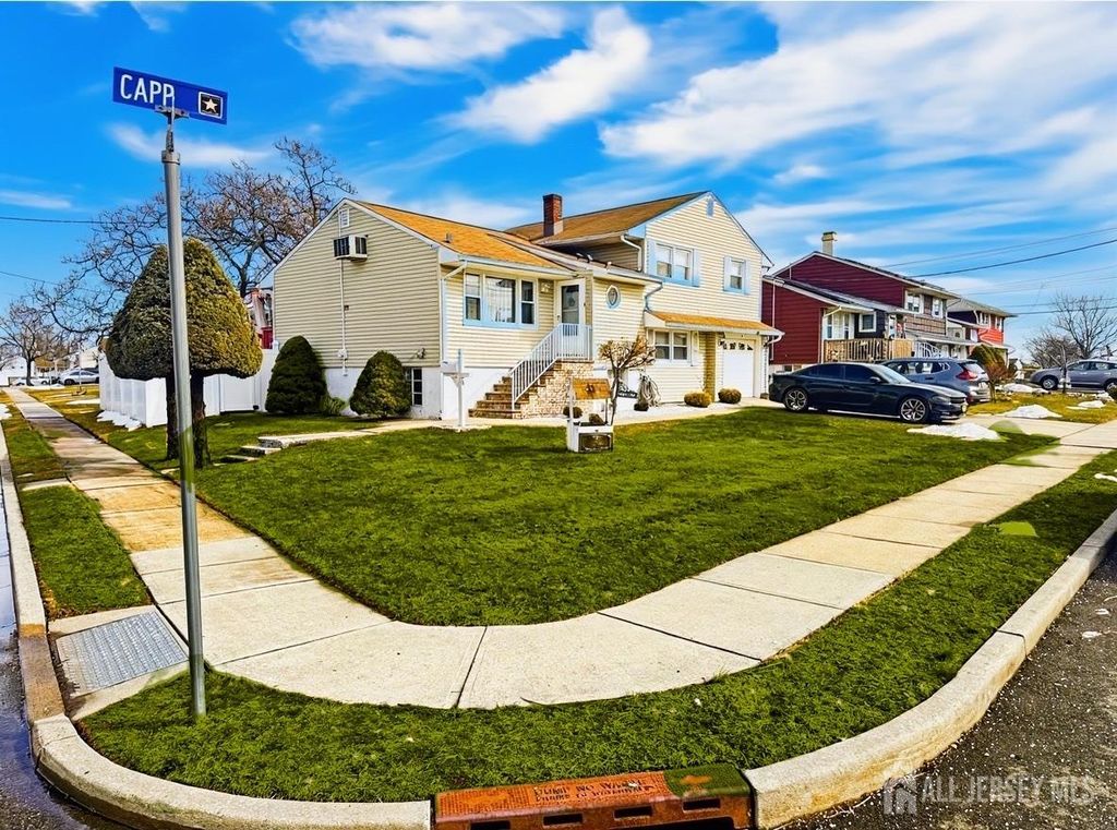 6 Capp Street, Carteret, NJ 07008
