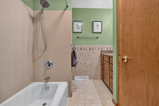 6510 Piping Rock Road, Madison, WI 53711