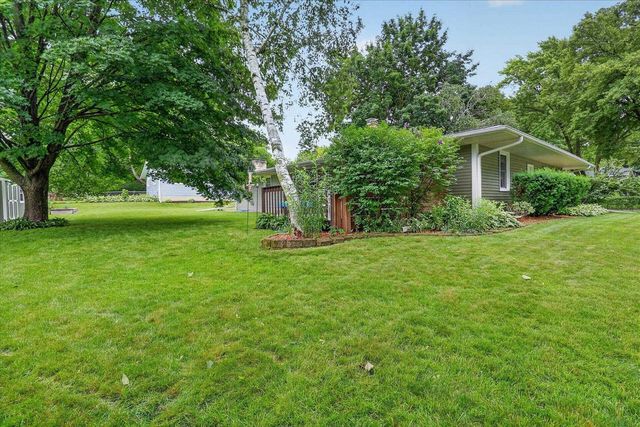 6510 Piping Rock Road, Madison, WI 53711