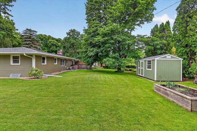6510 Piping Rock Road, Madison, WI 53711