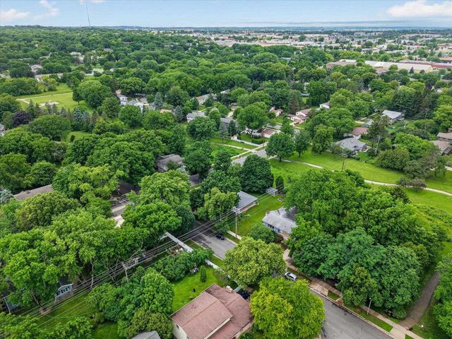 6510 Piping Rock Road, Madison, WI 53711