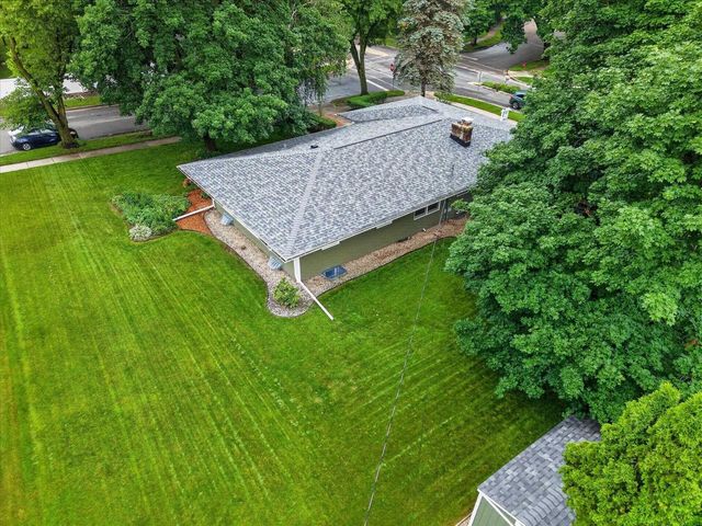 6510 Piping Rock Road, Madison, WI 53711