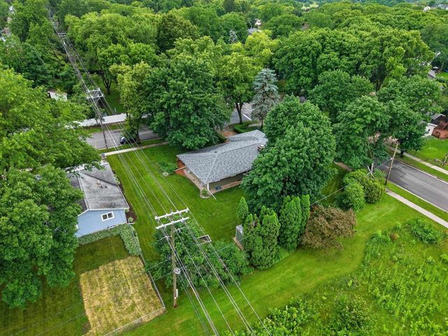 6510 Piping Rock Road, Madison, WI 53711