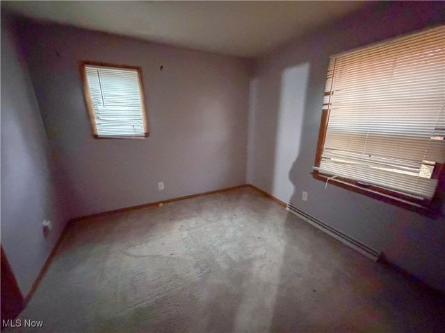 3380 Sunnybrooke Drive, Youngstown, OH 44511