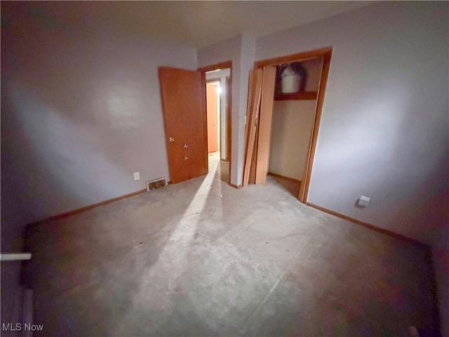 3380 Sunnybrooke Drive, Youngstown, OH 44511