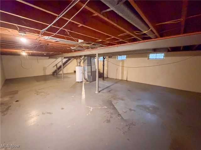 3380 Sunnybrooke Drive, Youngstown, OH 44511