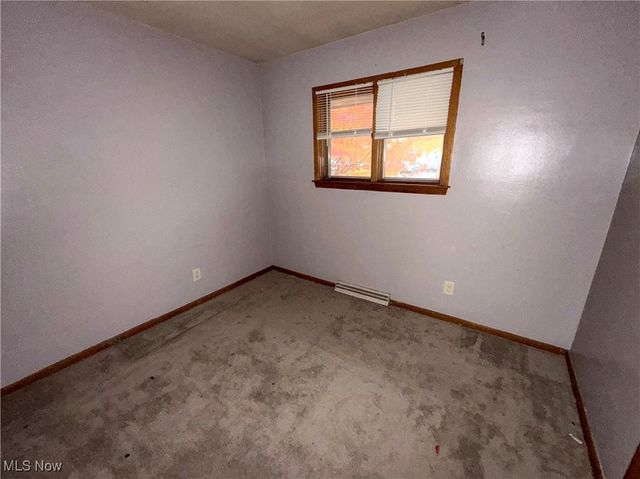 3380 Sunnybrooke Drive, Youngstown, OH 44511