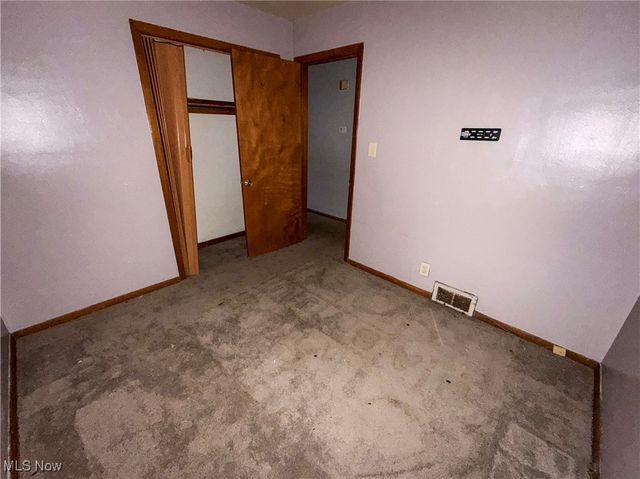 3380 Sunnybrooke Drive, Youngstown, OH 44511