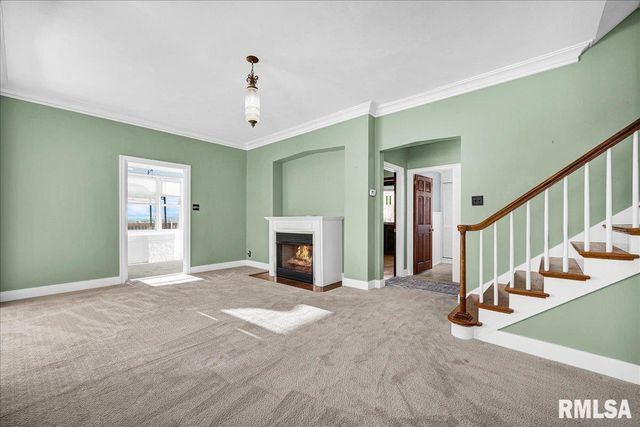 1102 NE GLEN OAK Avenue, Peoria, IL 61603